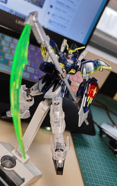 HG 新机动战记高达W 死神高达 [透明配色]