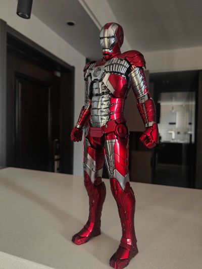 MMS400D18 电影杰作系列 压铸成品 电影 ：钢铁侠2 钢铁侠Mark 5