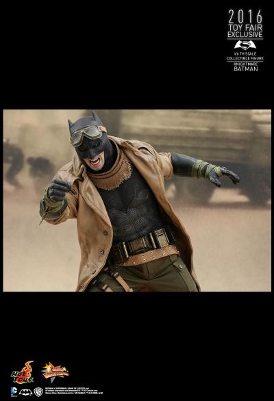 MMS372  蝙蝠侠大战超人：正义黎明 噩梦蝙蝠侠 珍藏人偶