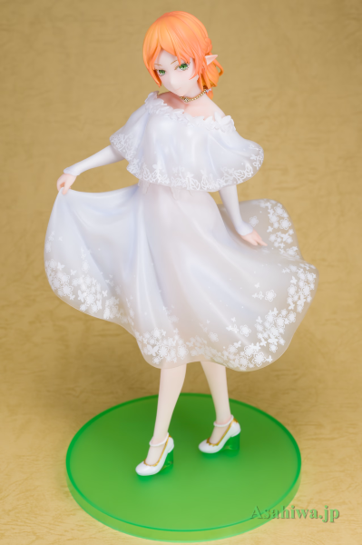 异世界归来的舅舅 精灵 礼服