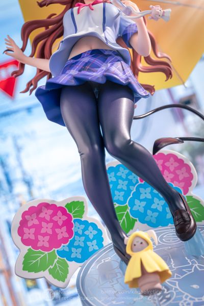 街角魔族 千代田桃 制服版