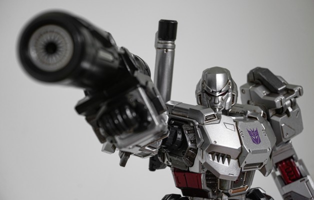 MDLX  变形金刚系列 威震天