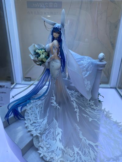 碧蓝航线 花园 白雪之仪