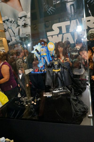 MMS294 蝙蝠侠归来 蝙蝠侠+布鲁斯·韦恩 珍藏人偶套装