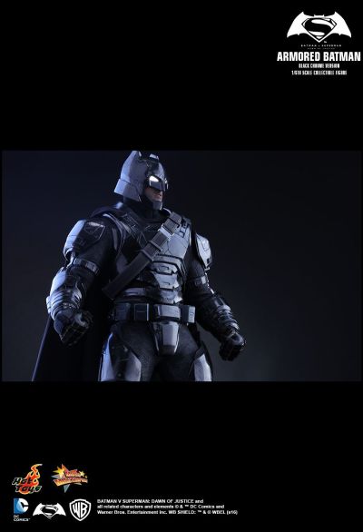 MMS356  蝙蝠侠大战超人：正义黎明 装甲蝙蝠侠（黑色电镀版） 珍藏人偶
