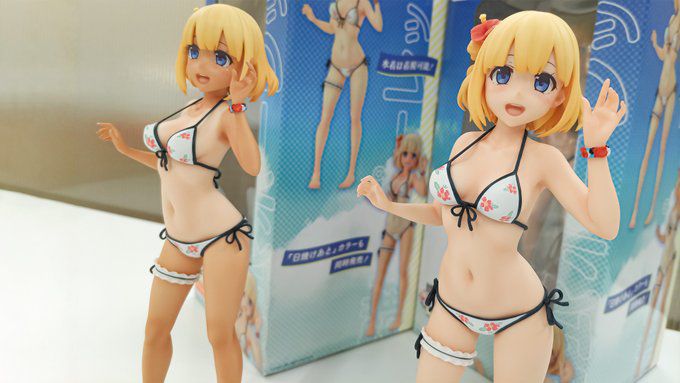 爱上火车 雏衣波莱特 比基尼泳装