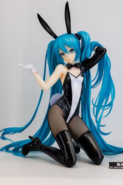 B-style 初音未来 兔女郎 三目YYB版