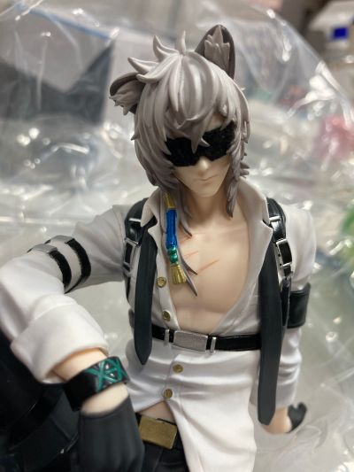 压泡面 明日方舟 银灰 能量联结