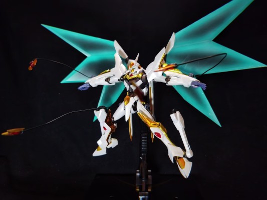 COMPOSITE Ver.Ka CODE GEASS 叛逆的鲁鲁修R2 兰斯洛特・アルビオン