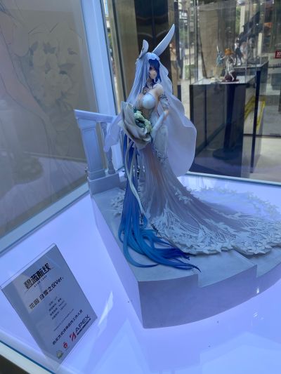 碧蓝航线 花园 白雪之仪