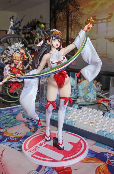 紧张的工作 工作2：巫女 神乐茜