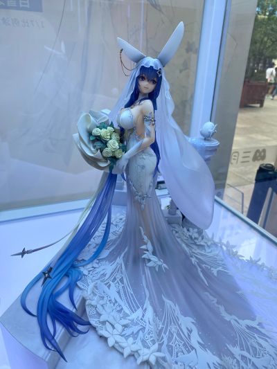 碧蓝航线 花园 白雪之仪