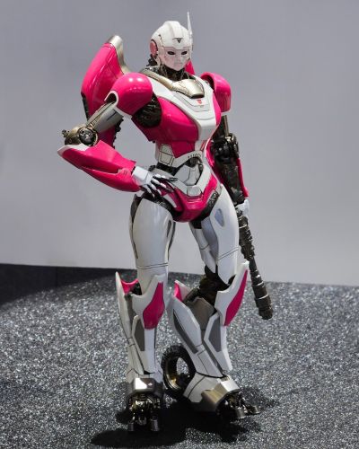 DLX 大黄蜂 阿尔茜