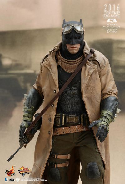 MMS372  蝙蝠侠大战超人：正义黎明 噩梦蝙蝠侠 珍藏人偶