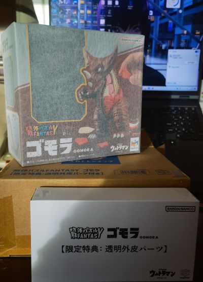 解体拼图 FANTASY  宇宙英雄奥特曼 哥莫拉