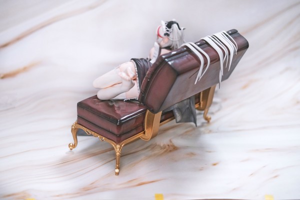 碧蓝航线 埃吉尔 港区的龙女仆