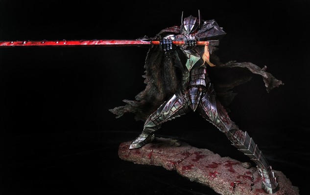 UPMBR-4 剑风传奇 格斯 狂战士铠甲