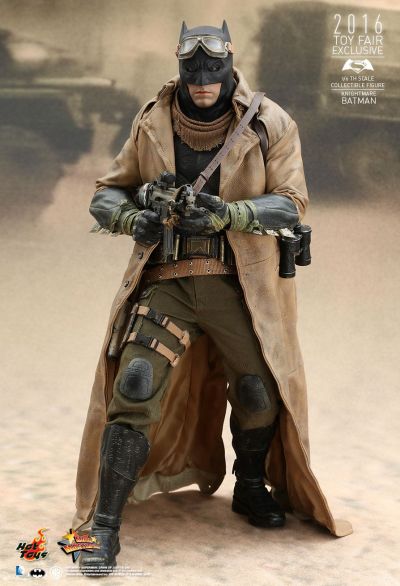 MMS372  蝙蝠侠大战超人：正义黎明 噩梦蝙蝠侠 珍藏人偶