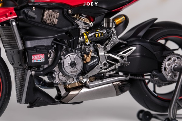 1/12 摩托车系列 No.129 杜卡迪 1199 Panigale S