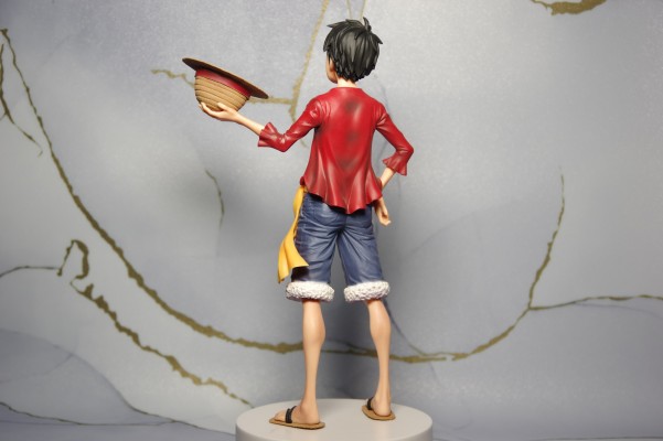 Grandista 海贼王 	蒙奇·D·路飞