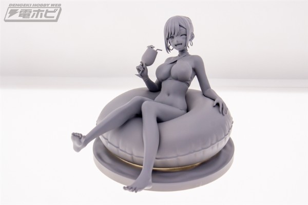 更衣人偶坠入爱河 喜多川海梦 夜间泳池