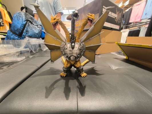 S.H.MonsterArts 哥斯拉大战基多拉 机械基多拉 新宿决战特别套装