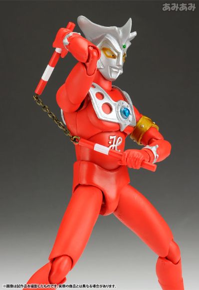 ULTRA-ACT 雷欧奥特曼（2011年发售）