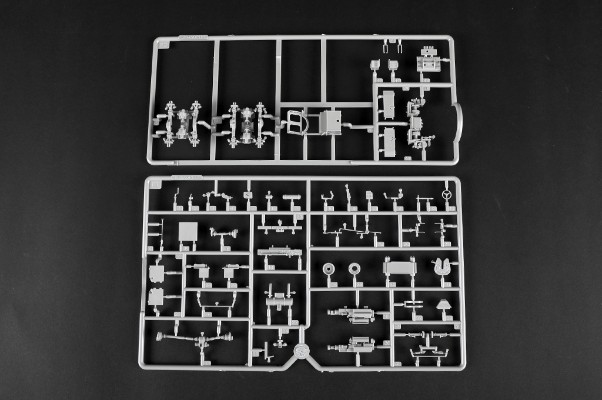编号:07196 1/72 装甲车辆系列 德国SLT -56象式拖车牵引56t半挂车
