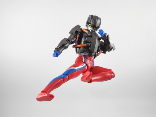 S.H.Figuarts   修行甲赛罗