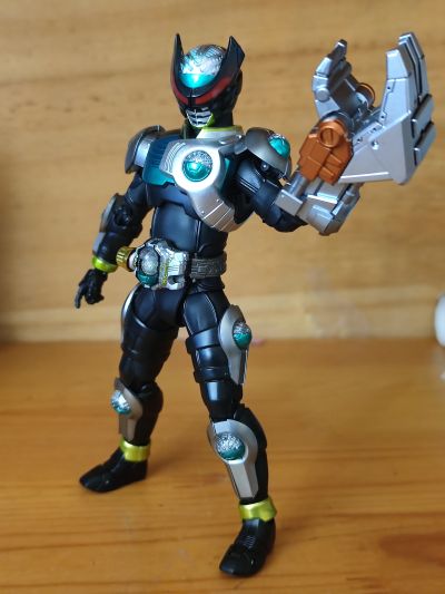 S.H.Figuarts(真骨雕制法) 假面骑士诞骑