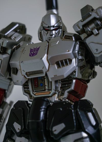 MDLX  变形金刚系列 威震天