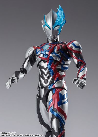 S.H.Figuarts 布莱泽奥特曼
