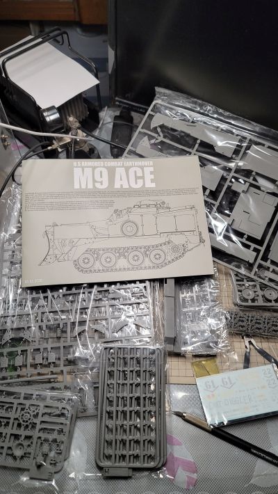 1/35 美国 陆军 M9 ACE 装甲推土机
