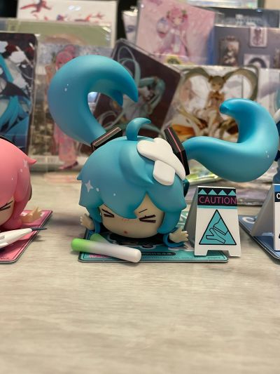 摔倒的初音未来系列 迷你手办