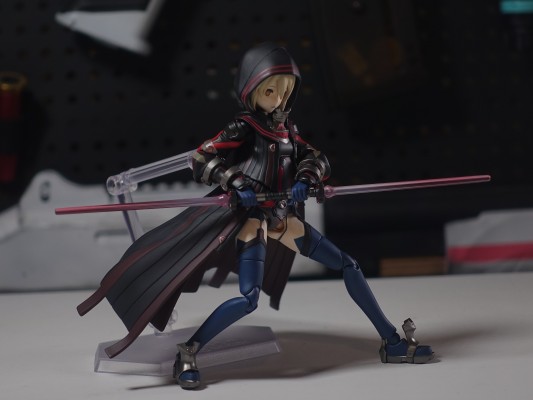 figma#582 命运-冠位指定 狂战士 /  谜之女主角X〔Alter〕