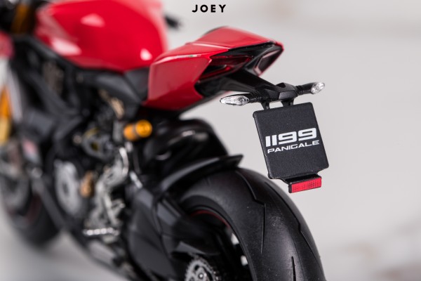1/12 摩托车系列 No.129 杜卡迪 1199 Panigale S