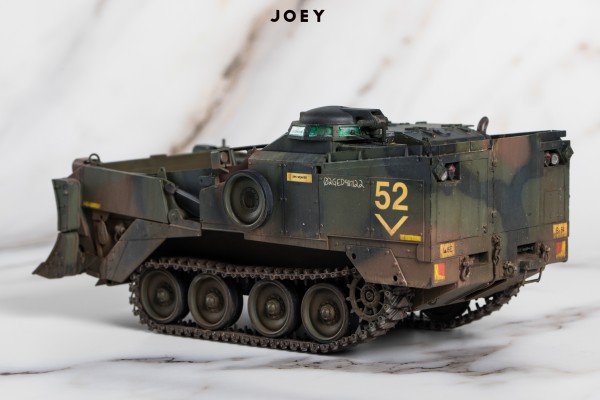 1/35 美国 陆军 M9 ACE 装甲推土机