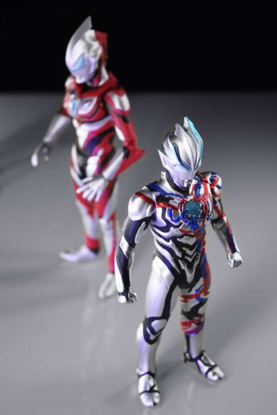 奥特英雄系列 90 布莱泽奥特曼