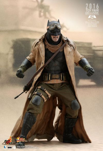 MMS372  蝙蝠侠大战超人：正义黎明 噩梦蝙蝠侠 珍藏人偶