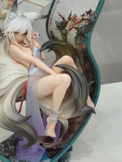 画狐 墨离