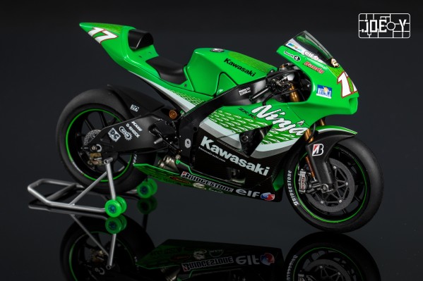 1/12 摩托车系列No.109 川崎 Ninja ZX-RR