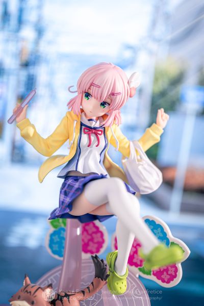 街角魔族 千代田桃 制服版