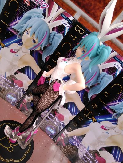 BiCute Bunnies 初音未来 -异色酷女郎-