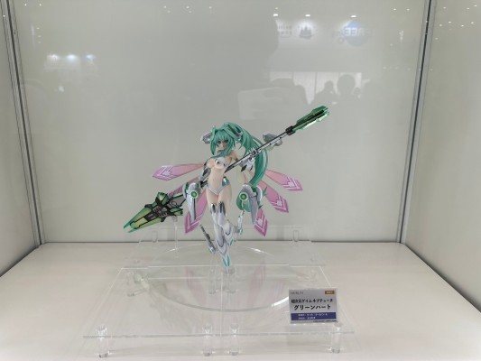 莉可丽丝 井上泷奈 婚纱版