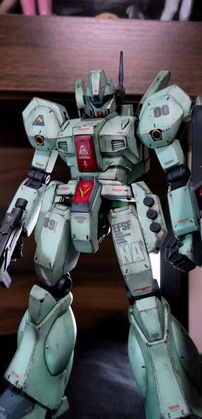 MG 1/100 机动战士高达逆袭的夏亚 RGM-89 杰刚