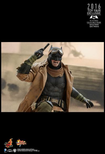 MMS372  蝙蝠侠大战超人：正义黎明 噩梦蝙蝠侠 珍藏人偶