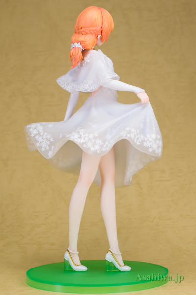 异世界归来的舅舅 精灵 礼服