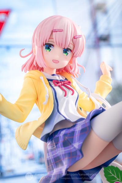 街角魔族 吉田优子 制服版