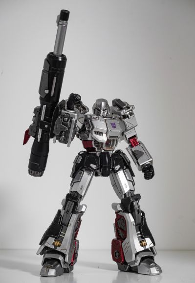 MDLX  变形金刚系列 威震天