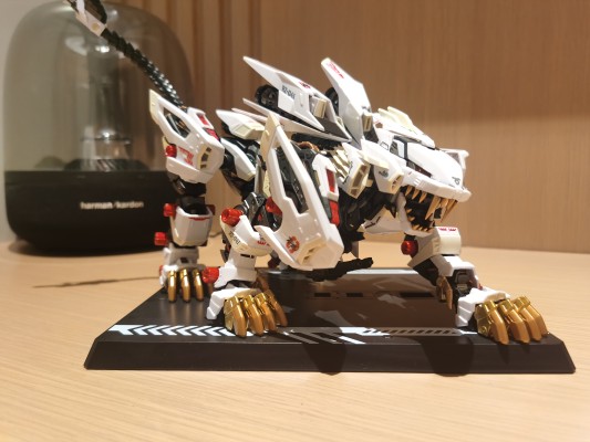 超合金 索斯机兽 RZ-041 零式长牙狮